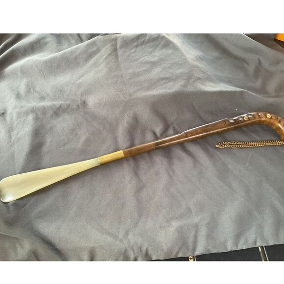 Vintage Hand Carved Shoehorn - Picture 1 of 10